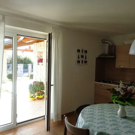 Pensjonat Lepa Vida 4*